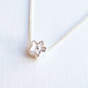 tiny flower pendant silver